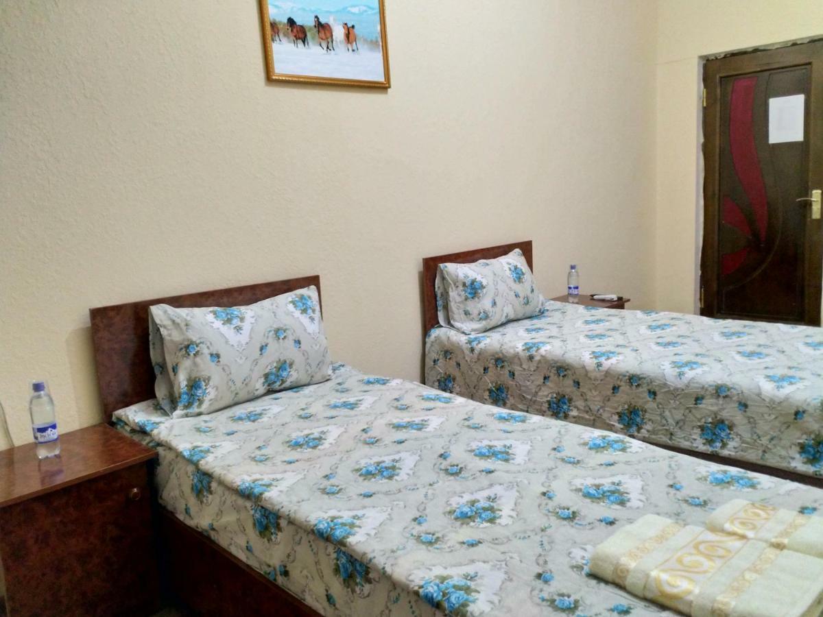 Hostel Mukarram Buchara Exteriör bild